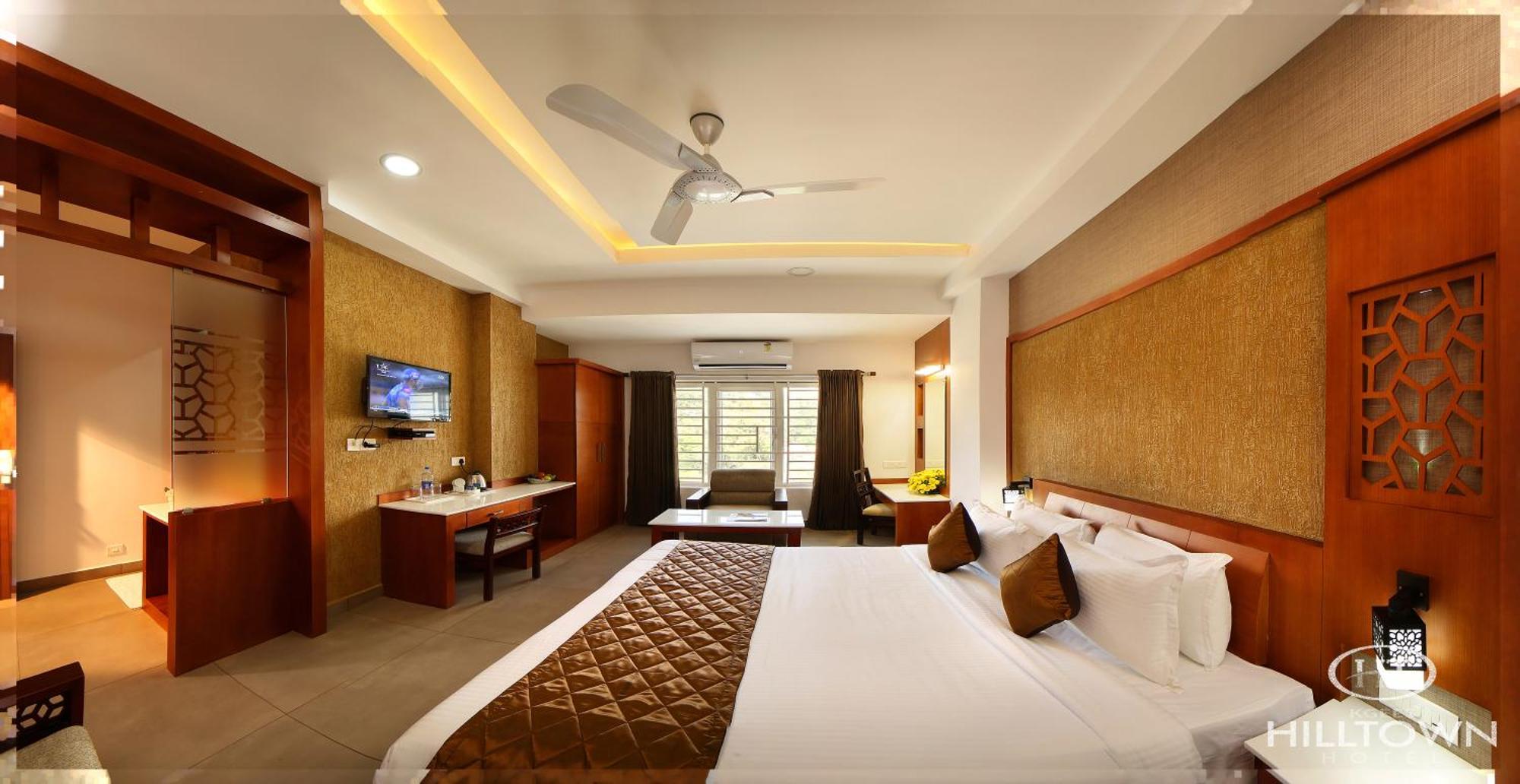 Kgees - Hill Town Hotel Kattappana Екстер'єр фото