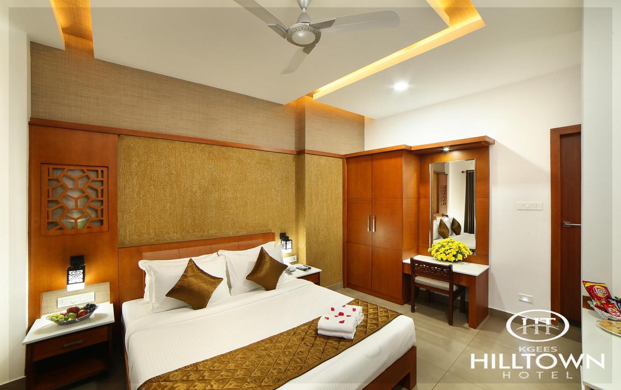 Kgees - Hill Town Hotel Kattappana Екстер'єр фото
